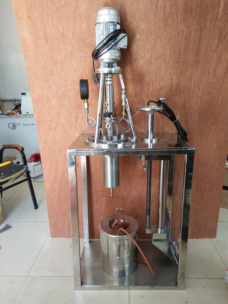 KCFD系列--框架结构、螺栓连接、磁流体直连、翻转出料侧面照片