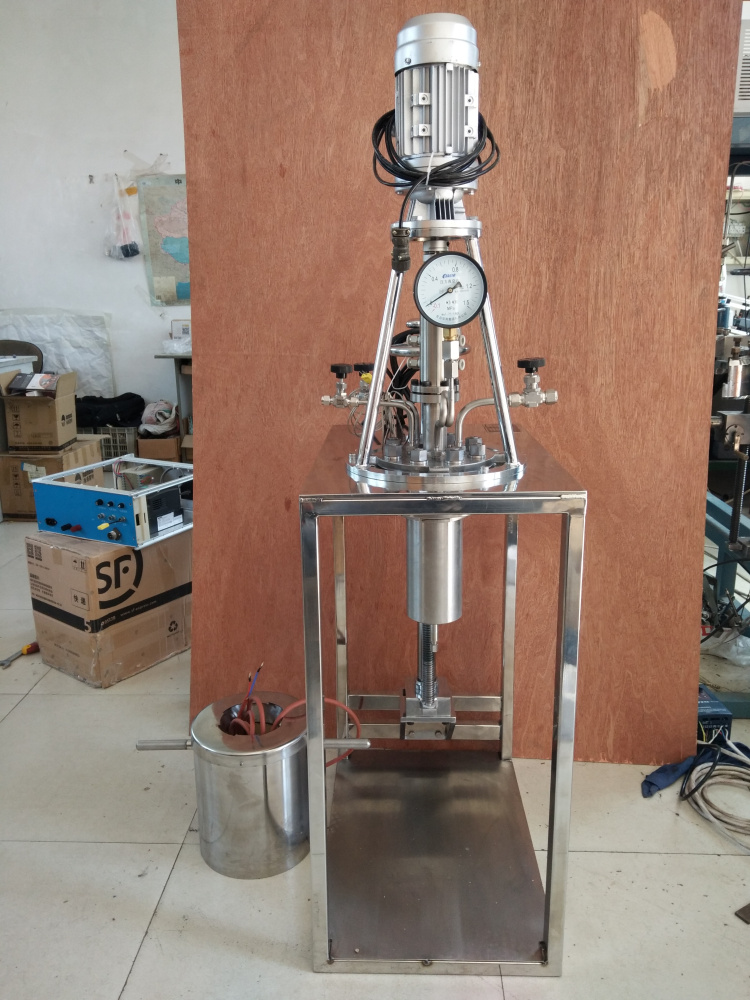 KCFD系列--框架结构、螺栓连接、磁流体直连、翻转出料正面照片