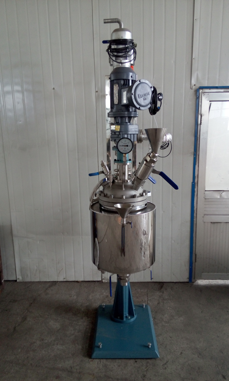 TFCF系列-磁流体、电加热管、带冷凝接收1